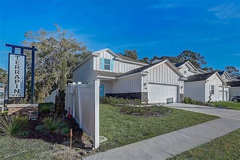 8 miles and a 23 minutes from Jacksonville Naval Air Station. . Terrapin station jacksonville fl